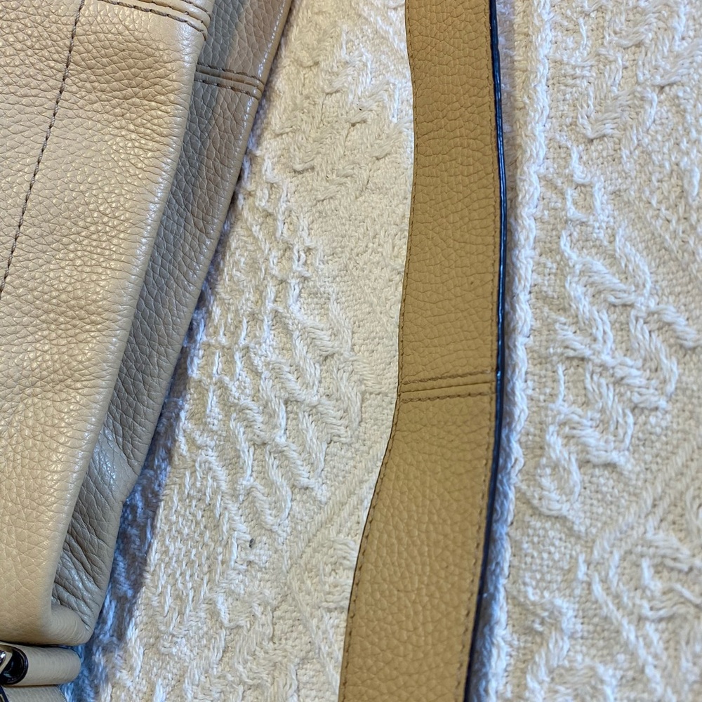 Coach Pebbled Leather Duffle Bag Soho Handbag Mint XL Crossbody East West beige - Picture 7 of 16